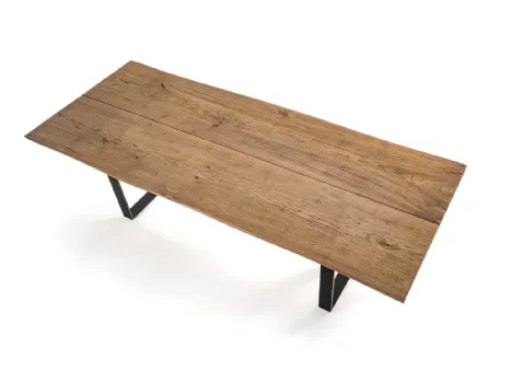 Tavolo DT Table Plank con top composto da due tavole in legno massello di Riva1920