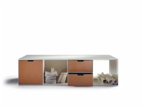 Tavolino in metallo verniciato Infinity di Flexform