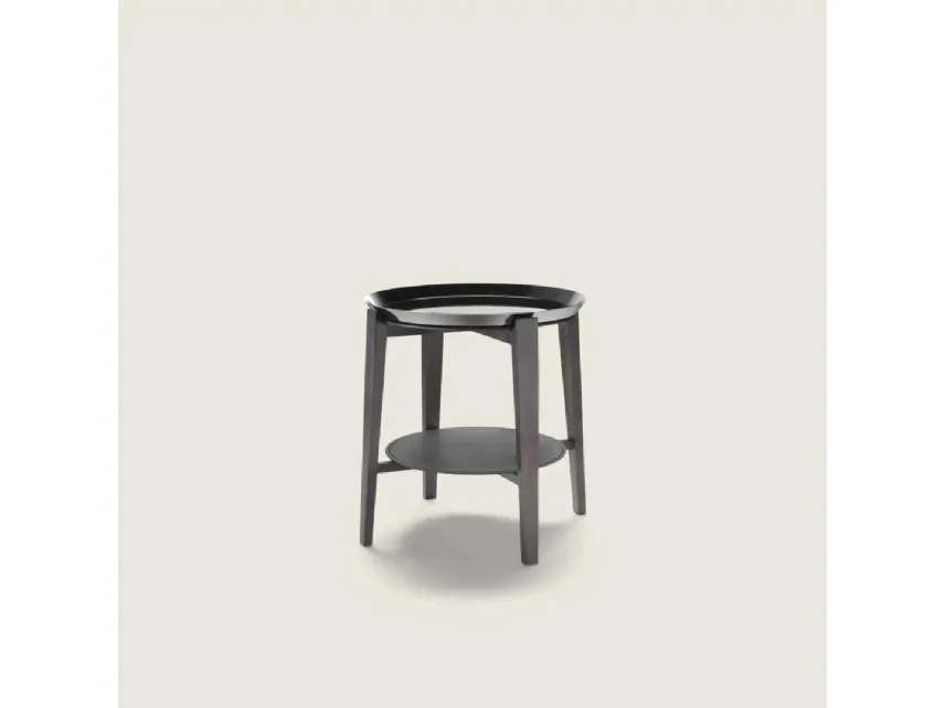 Tavolino Cabaré con piano in cuoio e base in legno di Flexform