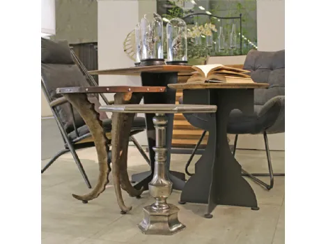 Tavolino quadrato Ister in legno con base in metallo di Dialma Brown