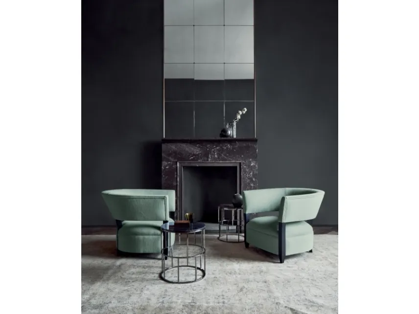 Tavolino Riviera in legno laccato lucido e base in metallo di Flexform