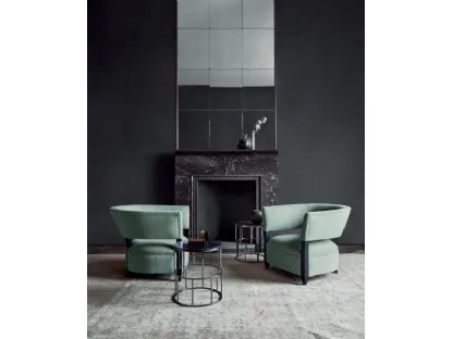 Tavolino Riviera in legno laccato lucido e base in metallo di Flexform