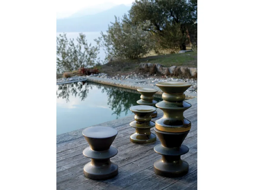 Tavolini di design in gres porcellanato con doppia smaltatura Teti di Zanotta
