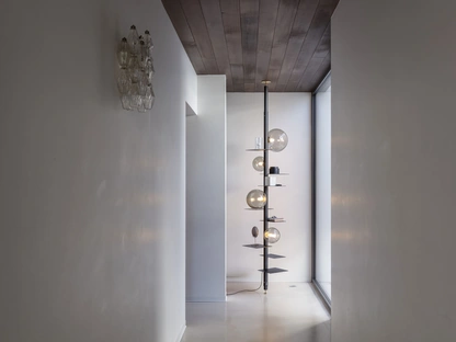 Lampada terra-soffitto Adelaide di Mogg