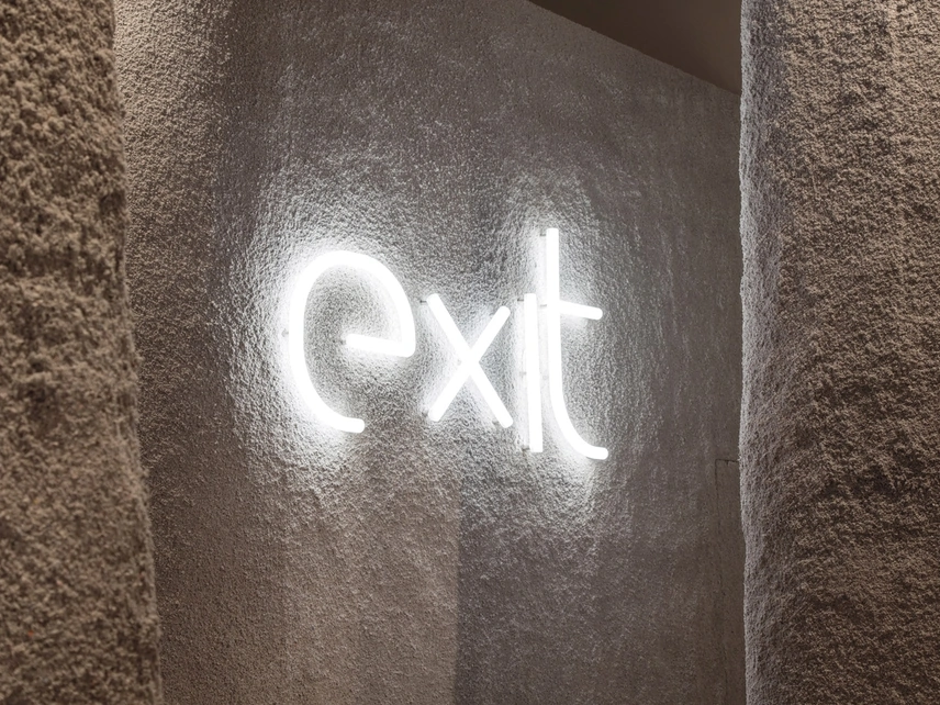 Lampada da parete Alphabet of light di Artemide