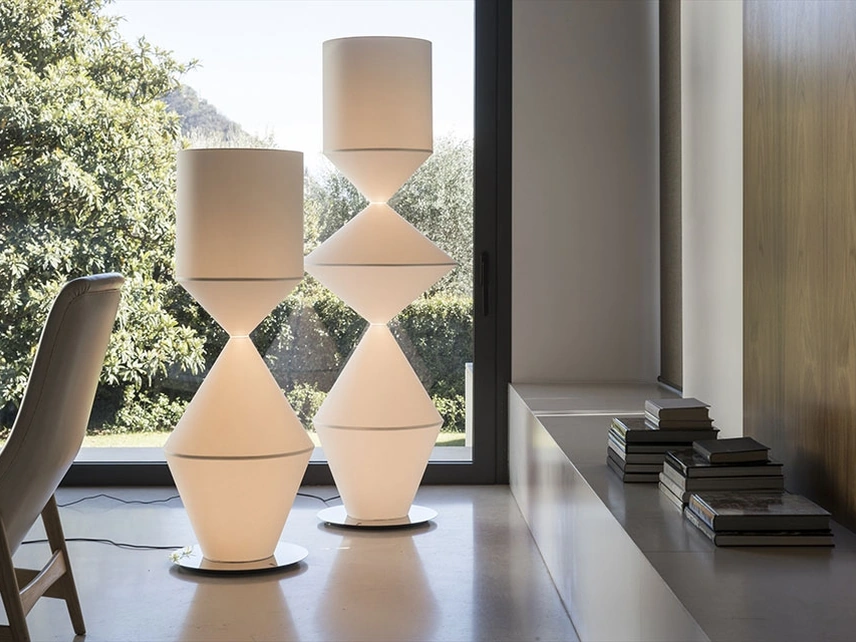 Lampada da terra Costantina XXL di Mogg