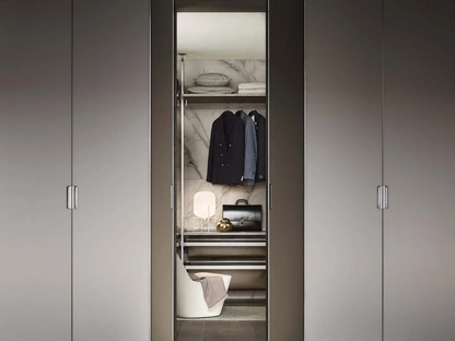 Armadio Cover Freestanding Grigio Ombra di Rimadesio