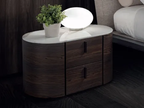 Comodino Charlie 2C in rovere termocotto con top in marmo di Conte