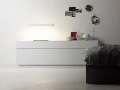 Comò in laccato Bianco opaco decorato Show di Capo d'Opera