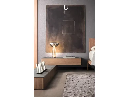 Comodino Aureo in legno con top in ceramica di Bonaldo