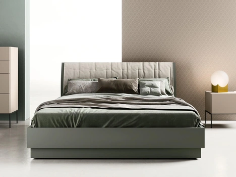 Letto matrimoniale con testiera con cuffia in tessuto Bent di Zalf