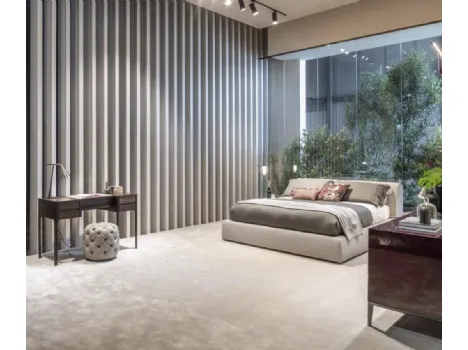 Letto con testiera in tessuto imbottito Bergère di Conte