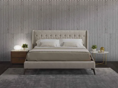 Letto matrimoniale in tessuto Queen di Conte