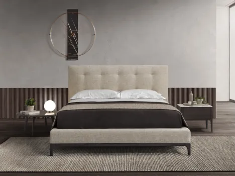 Letto matrimoniale in tessuto con testiera trapuntata Mozart di Conte