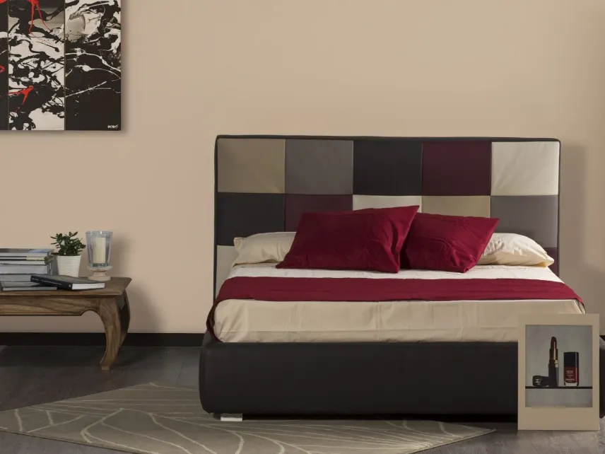 Letto Pierre struttura legno imottito rivestito ecopelle o pelle compresa rete di Bedding