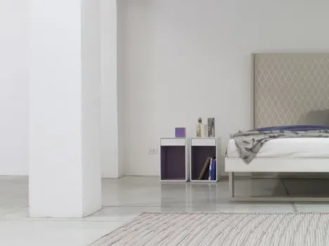 Letto Romance testiera alta decorata motivo 3D Argyle laccato opaco di Capo d'Opera