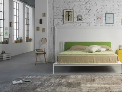 Letto Shine testiera imbottita tessuto Kvadrat Divina di Capo d'Opera