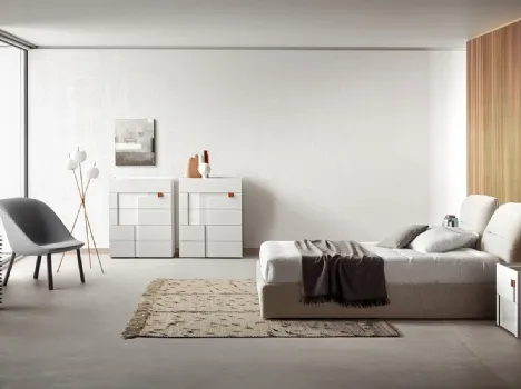 Letto in tessuto imbottito con testiera Vintage di Pianca