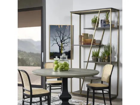 Libreria bifacciale Ayescha realizzata in metallo laccato Antique Gold con ripiani in legno massello di Conifera finitura Dark Grey di Dialma Brown
