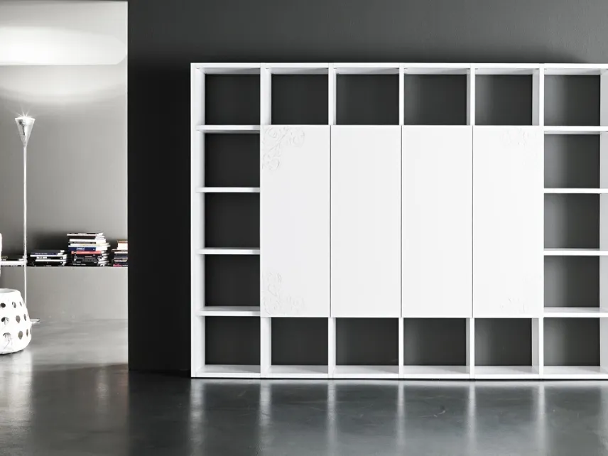 Libreria The Only One finitura Stencil Corner laccato opaco con ante battenti di Capo d'Opera