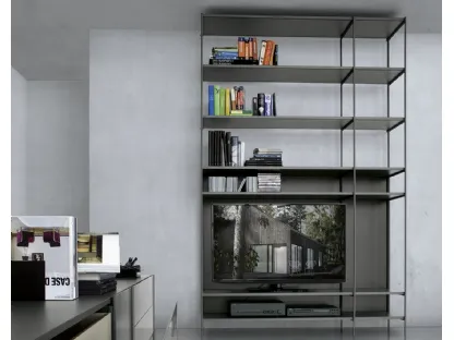 Libreria in alluminio con pannello retro TV in MDF laccato nero XY configurazione 09 di Extendo