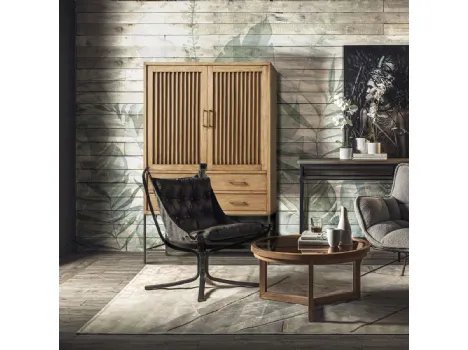 Madia alta Andorra realizzata in legno stratificato e legno massello di Mindi naturale con base in metallo color Light Brass di Dialma Brown