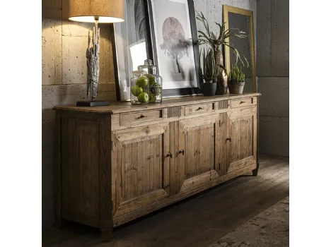 Madia Pianosa realizzata in legno di Old Pine di Dialma Brown