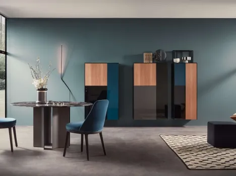 Mobile sospeso Sistema LT40 Mix Laccati lucidi e legno di Lema