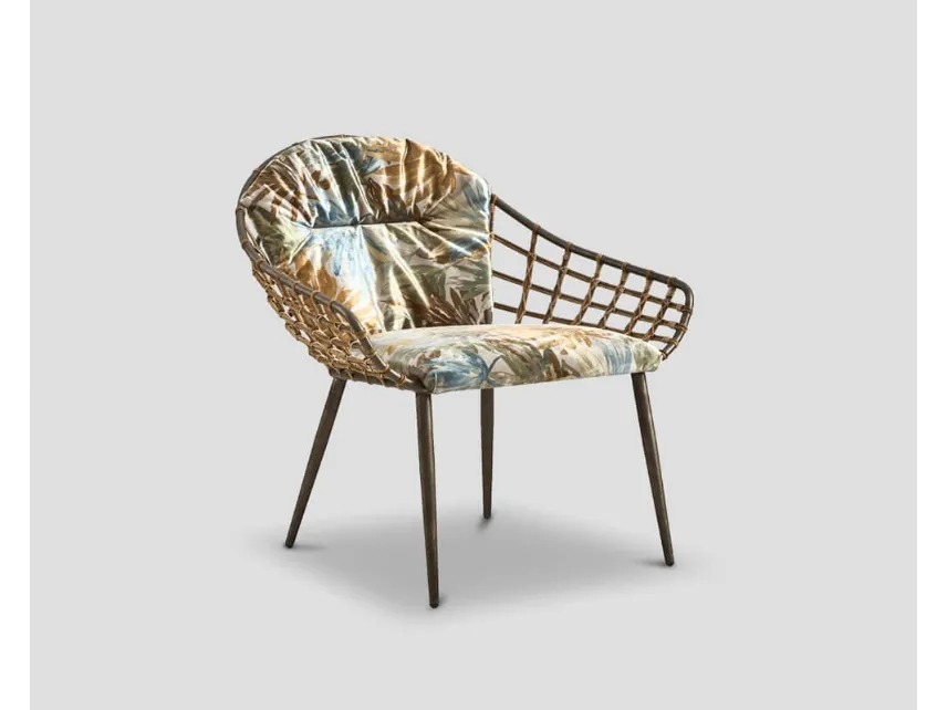 Polttroncina Bora Bora con struttura in metallo, schienale in rattan intrecciato, rivestita in velluto con motivi tropicali di Dialma Brown