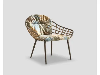 Polttroncina Bora Bora con struttura in metallo, schienale in rattan intrecciato, rivestita in velluto con motivi tropicali di Dialma Brown