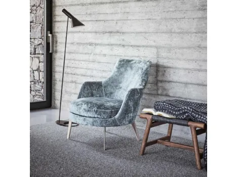 Poltrona in tessuto con piedini in metallo Guscio di Flexform