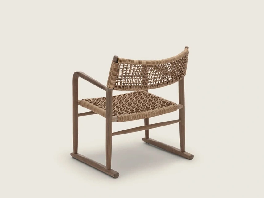 Poltroncina Kim SH Cord in legno e cuoio intrecciato di Flexform