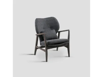 Poltrona imbottita Meriport in tessuto con struttura in legno finitura Dark Grey di Dialma Brown