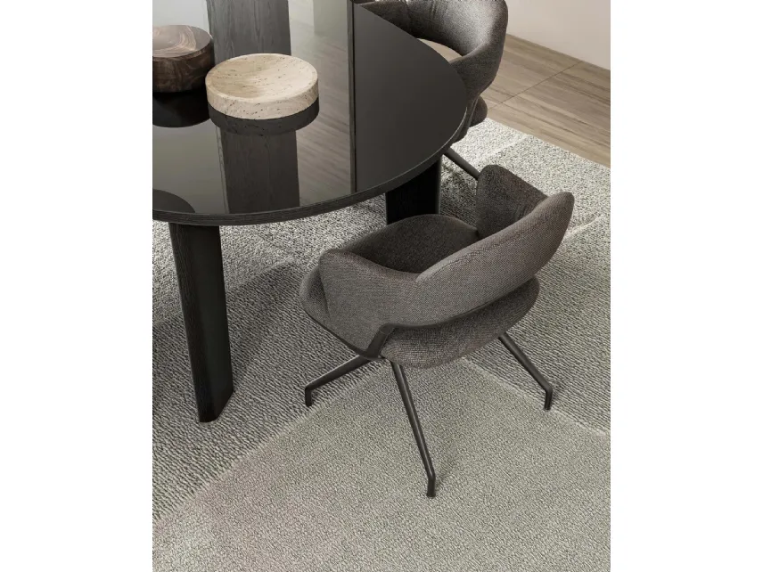 Sedia Alma in tessuto con base in alluminio di Flexform