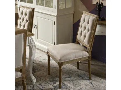 Sedia Egle con schienale e seduta imbottiti e rivestiti in tessuto con struttura in legno massello di Rovere naturale spazzolato di Dialma Brown