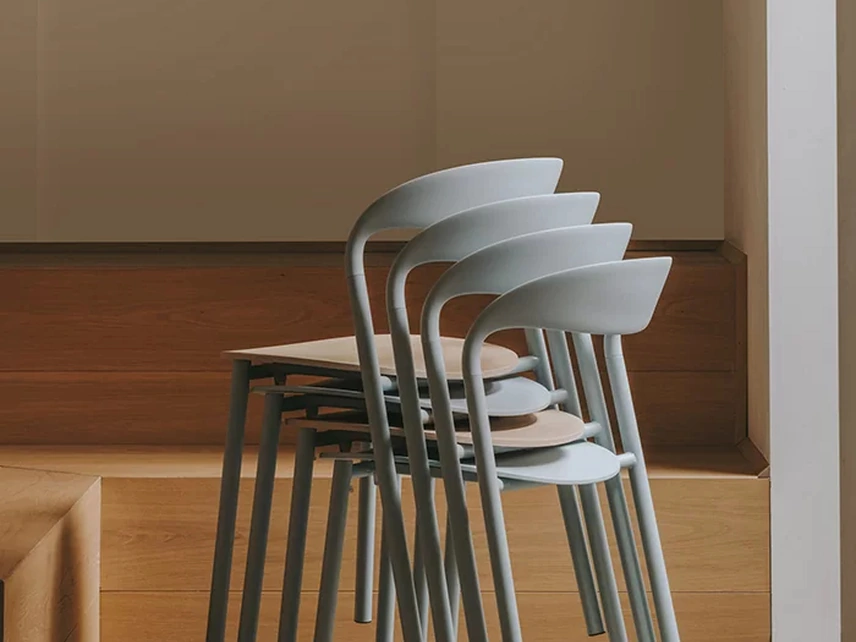 Sedia impilabile Hawi di LaPalma