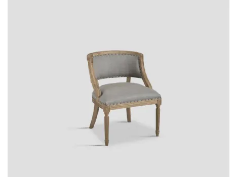Sedia Mara rivestita in tessuto di lino con struttura in legno massello di Rovere naturale spazzolato di Dialma Brown