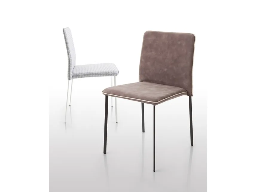 Sedia impilabile ergonomica con schienale flessibile Stella Flex di Riflessi