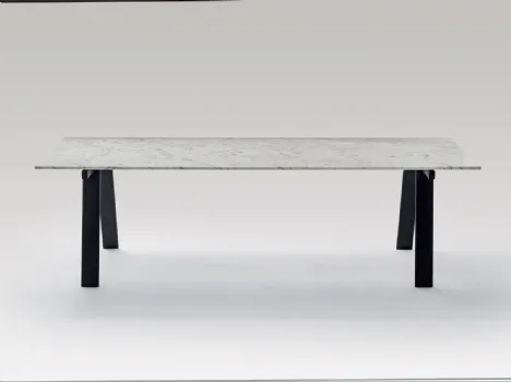 Tavolo in marmo Ambrosiano Zanotta