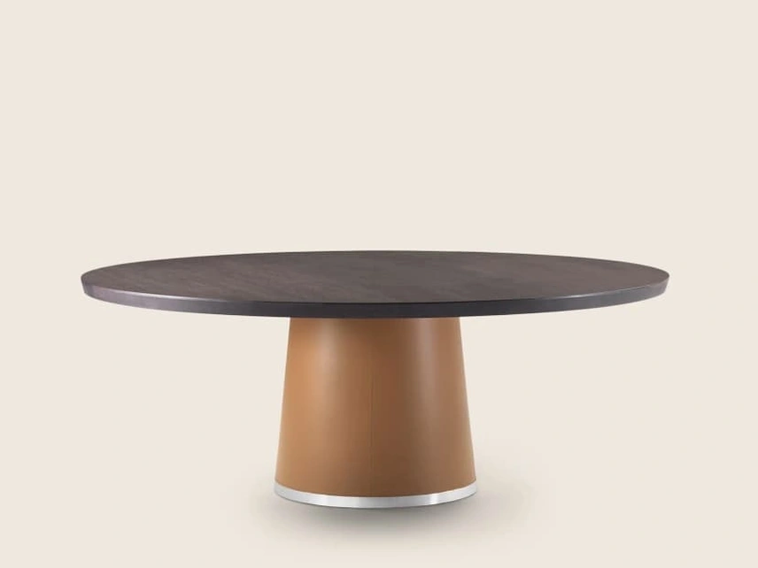 Tavolo con top in legno e base rivestita in cuoio Enn di Flexform
