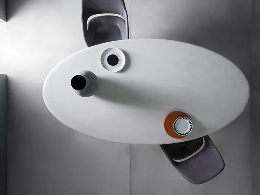 Tavolo ovale di design Fenice di Zanotta