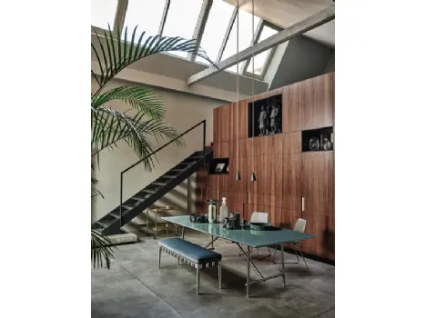 Tavolo Any Day in marmo lucido con struttura in metallo di Flexform