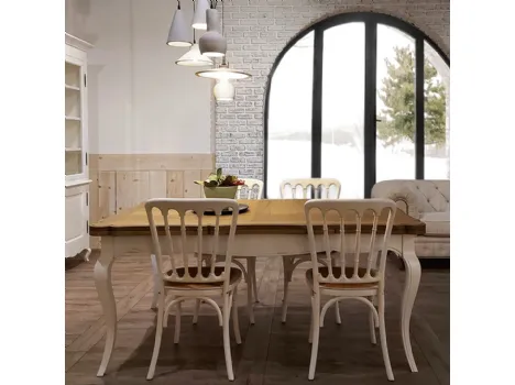 Tavolo allungabile da 180 a 280 cm. Numano con base in legno massello laccato bianco vissuto e top in legno stratificato di Rovere naturale di Dialma Brown