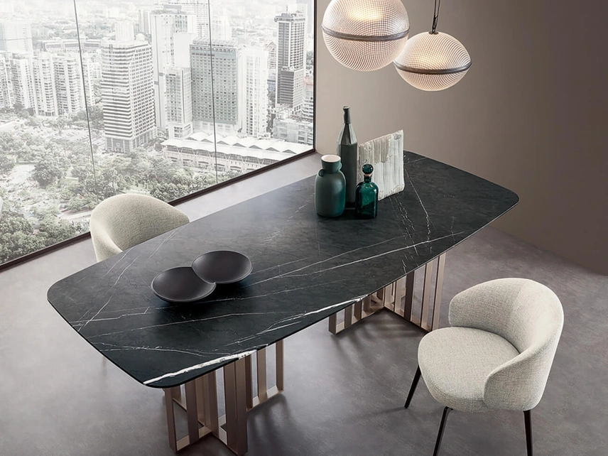 Tavolo con top in marmo Shade di Lema