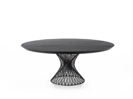 Tavolo rotondo Web con top in legno massello sostenuto da una base in fibra di carbonio intrecciata di Riva1920