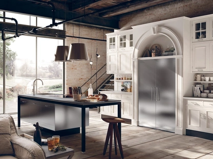 Cucina Classica con isola Montserrat in legno laccato di Marchi