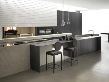 Cucina Design con isola Blade in Gres Black Metal, Pietra Piasentina e Cedro Brown di Modulnova