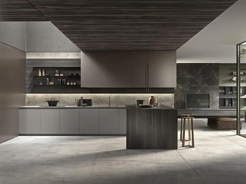 Cucina Design Twenty in laccato Cendre satinato e Leaf Metal Dark Brown con penisola finitura milltech Eucalipto e top in Gres City Stone Brown di Modulnova