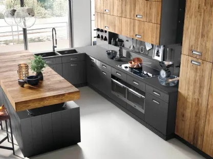 Cucina Moderna con penisola Lab 40 in legno laccato e spazzolato di Marchi