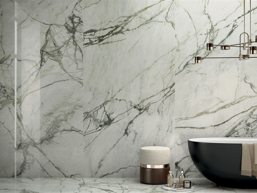 Piastrelle effetto marmo Noblesse Calacatta Emerald di Lea Ceramiche